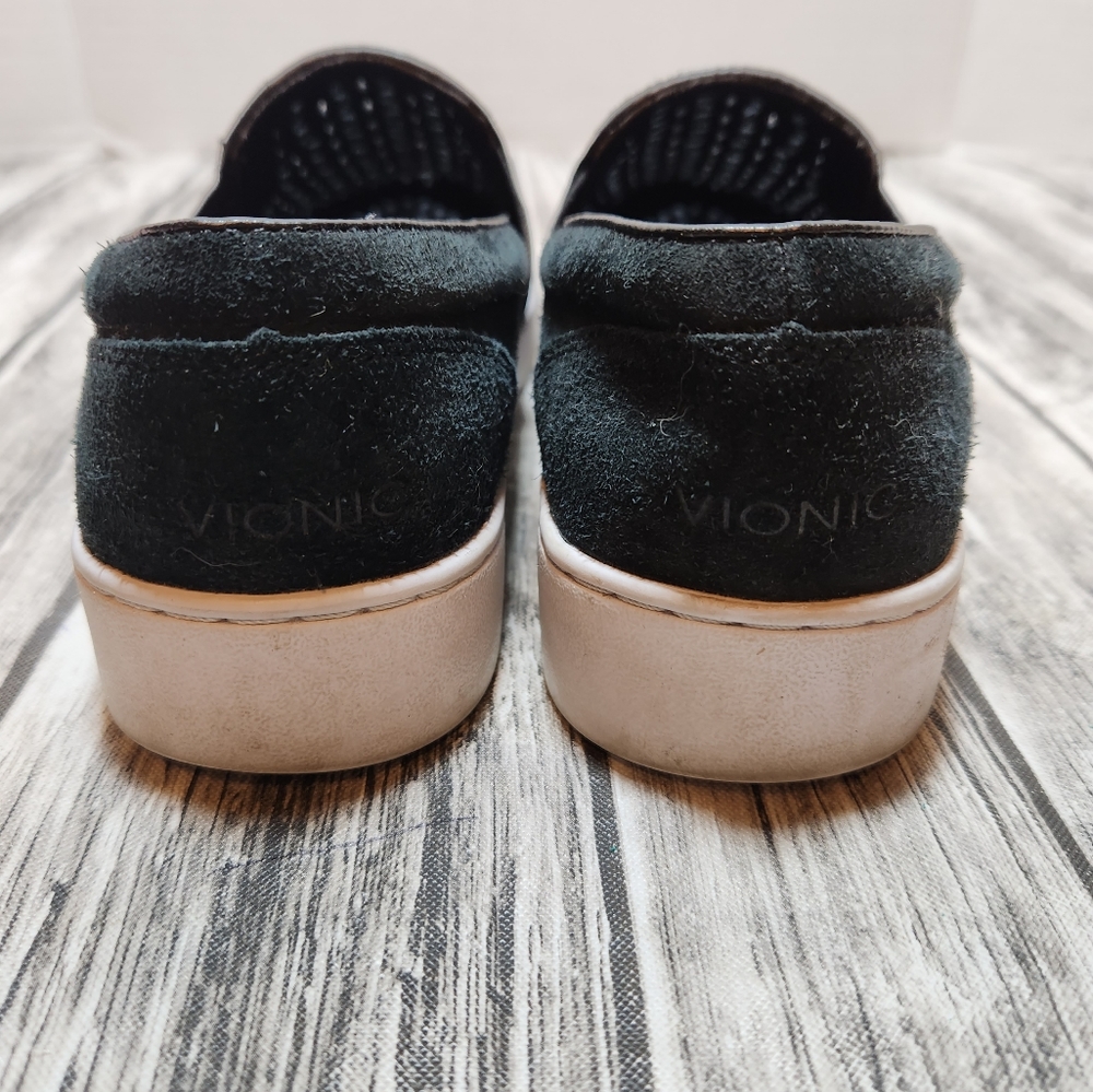 Vionic sneakers - Picture 7 of 10